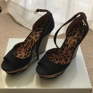 Jessica Simpson ‘Dollie’ wedges